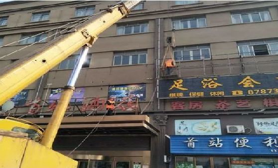 武汉安装较高的门店招牌有什么好的方法？